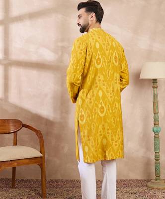 Men yellow viscose rayon chevron printed straight kurta 4