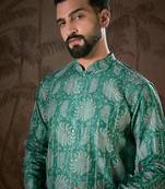 Men teal silk blend floral printed straight kurta