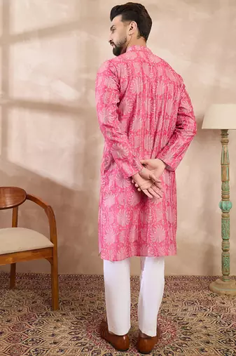 Men pink silk blend floral printed straight kurta