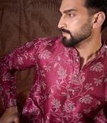 Men red silk blend floral printed straight kurta