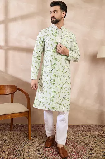 Men green silk blend solid embroidered straight kurta