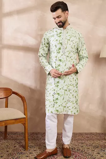 Men green silk blend solid embroidered straight kurta