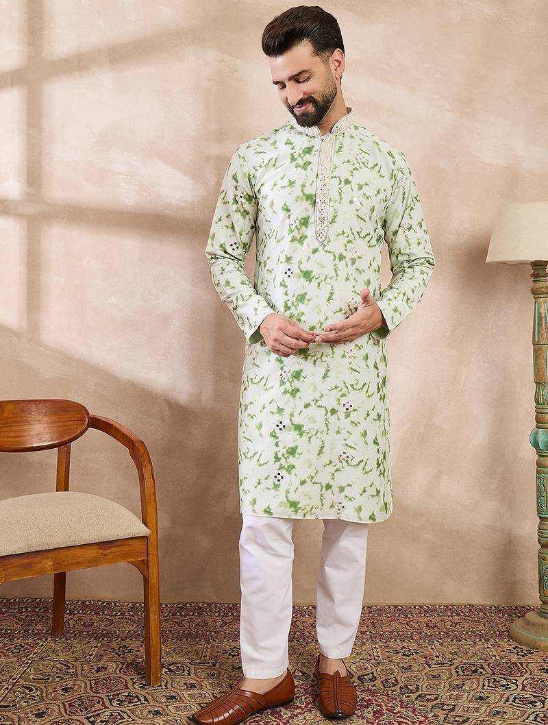 Men green silk blend solid embroidered straight kurta