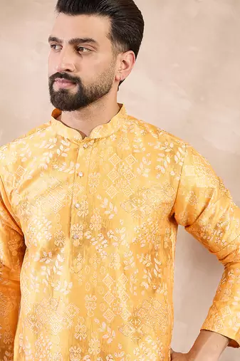 Men yellow silk blend ethnic motifs printed straight kurta