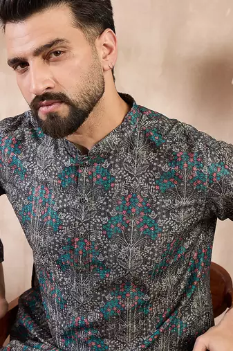 Men black silk blend floral printed straight kurta