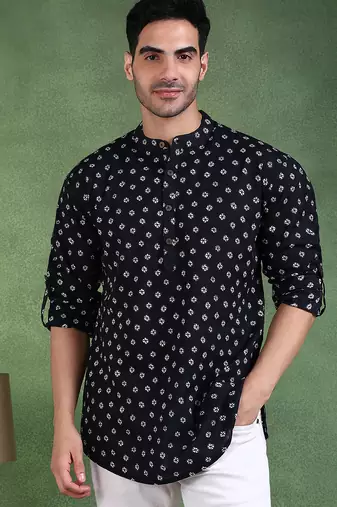 Men black cotton bandhani printed straight short kurta