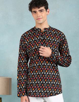 Men black cotton ikat printed straight short kurta 1