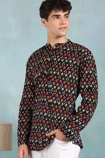 Men black cotton ikat printed straight short kurta