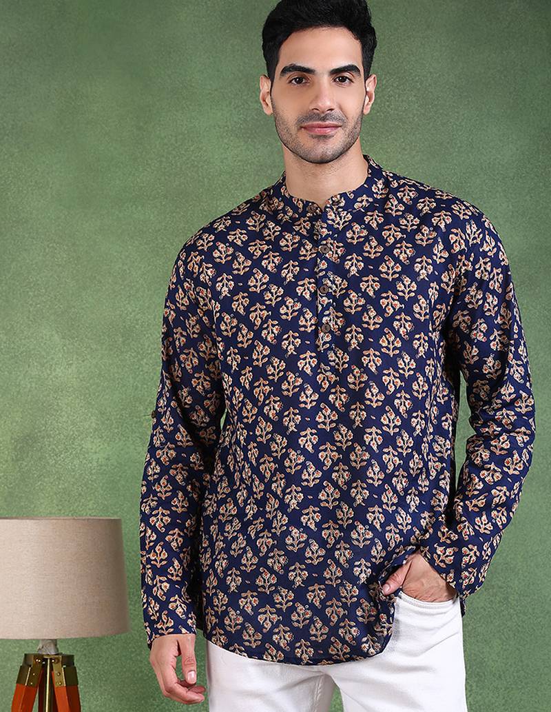 Men blue cotton floral printed straight short kurta