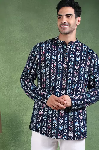 Men blue viscose rayon chevron printed straight short kurta