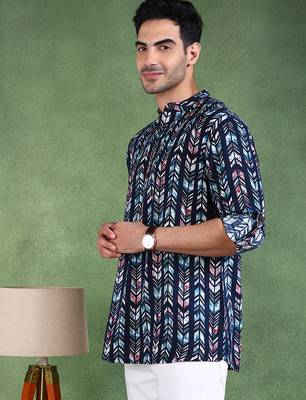 Men blue viscose rayon chevron printed straight short kurta 3