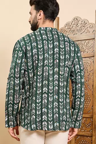 Mens green viscose rayon chevron printed ethnic straight short kurta