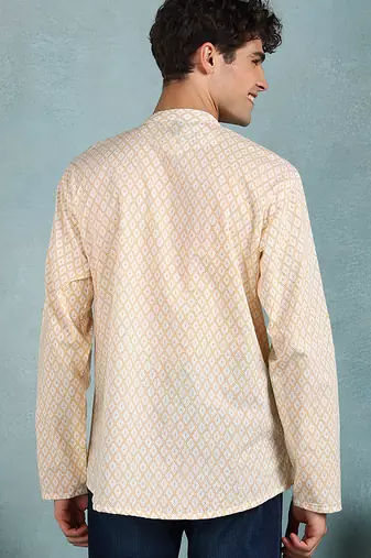 Men off white cotton geometric printed straight short kurta