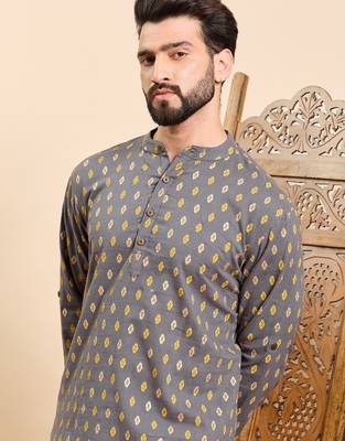 Mens grey cotton ethnic motifs printed ethnic straight short kurta 2
