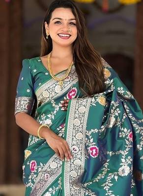 Emerald Color  Zari & Meenakari Weawing Border Work  Banarasi Silk Saree  1