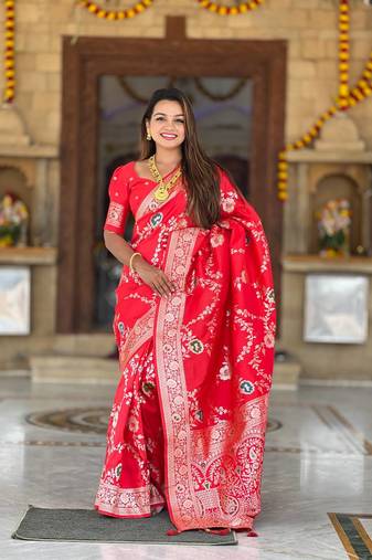 Red Color  Zari & Meenakari Weawing Border Work  Banarasi Silk Saree 