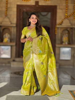 Olive Color  Zari & Meenakari Weawing Border Work  Banarasi Silk Saree  1