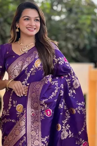 Violet Color  Zari & Meenakari Weawing Border Work  Banarasi Silk Saree 