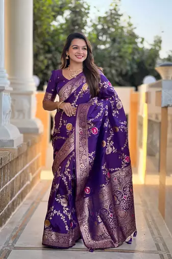 Violet Color  Zari & Meenakari Weawing Border Work  Banarasi Silk Saree 