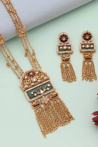 Pista green & maroon color matte gold necklace set