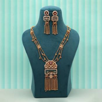 Pista green & maroon color matte gold necklace set 2