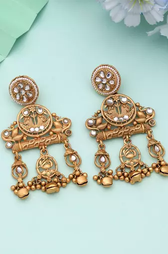 White color matte gold earrings