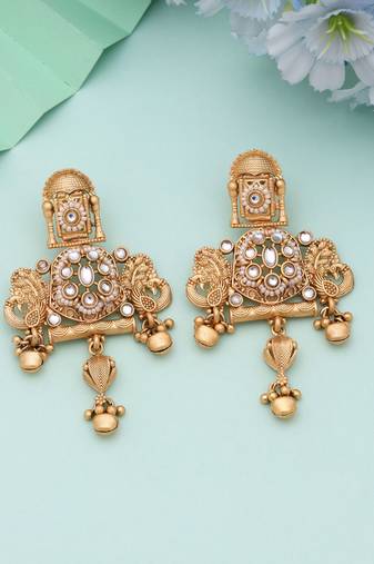 White color matte gold earrings