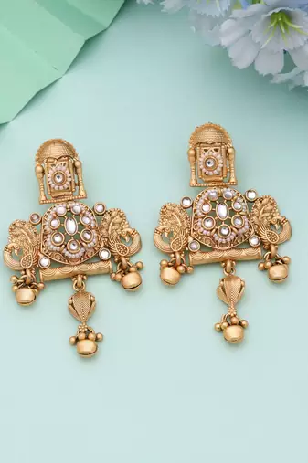 White color matte gold earrings