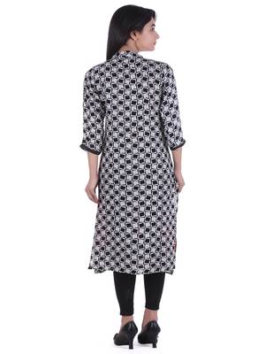 Red Hand Embroidered Rayon Kurta 4