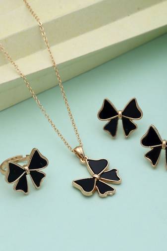 Black color anti tarnish necklace set minimal modern jewelry