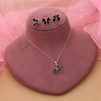 Black color anti tarnish necklace set minimal modern jewelry 2