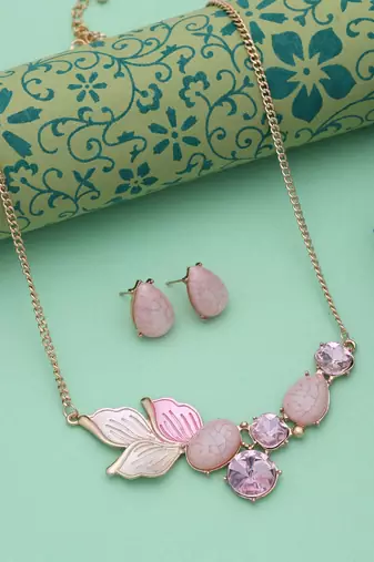 Pink color anti tarnish necklace set feminine fashion