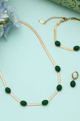Green color anti tarnish necklace set contemporary jewelry