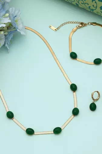 Green color anti tarnish necklace set contemporary jewelry
