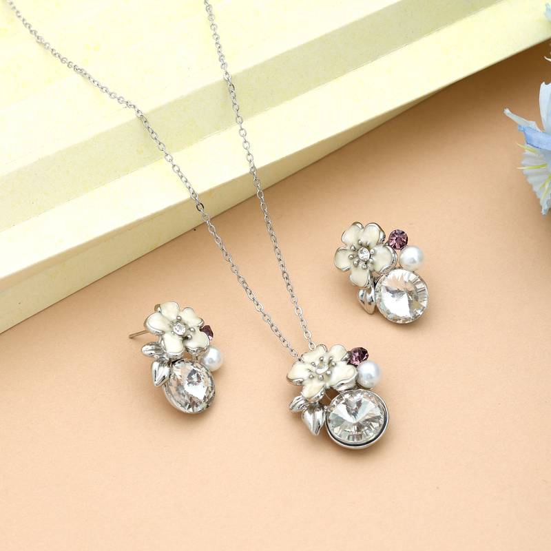Silver color anti tarnish necklace set minimal elegant style