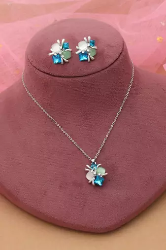 Turquoise blue color anti tarnish necklace set fashion style