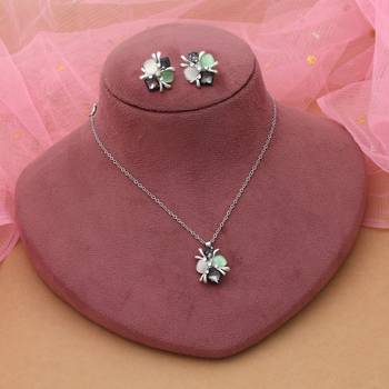 Black color anti tarnish necklace set bold statement 2