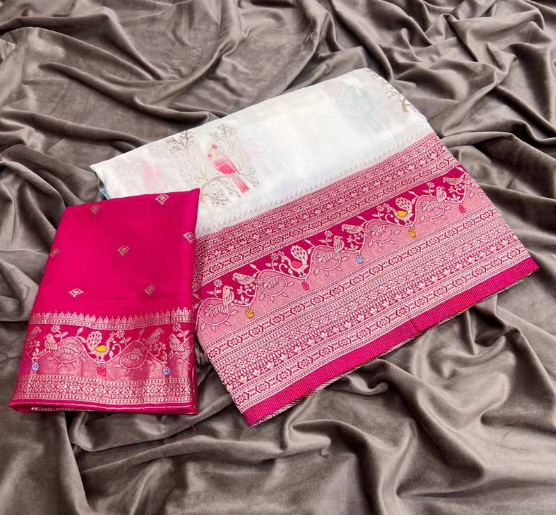 White Color Jari Jaqurad Weaving With Hand Chap Daying Georgette Saree