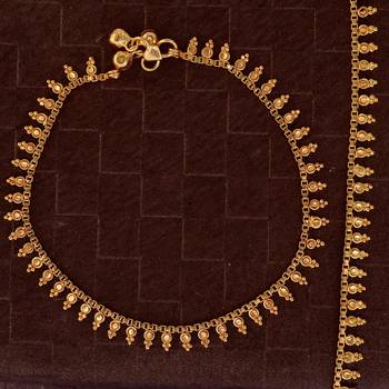 Memoir gold plated ethnic mngal kalash design anklets traditional jewellery 1