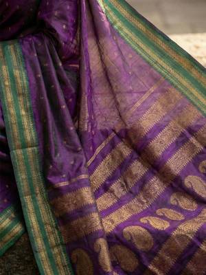 Purple color soft silk blend zari woven women's beautiful saree with blouse 2