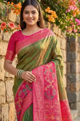 Mehendi green color pochampally silk blend zari woven women's indian saree