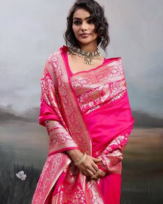 Pink color silk blend zari weaving work saree with blouese 4