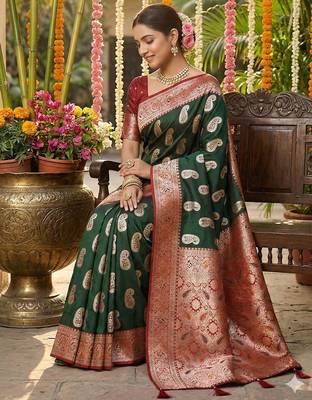 Green silk blend zari weaving work saree with blouse 3