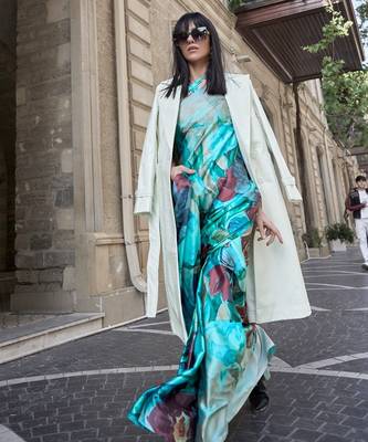 Multi color digital print satin crepe saree | elegant party wear soft satin crepe saree for women 2
