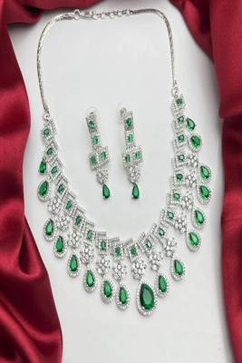 Emerald green cz bridal jewelry set | silver tone wedding necklace 3