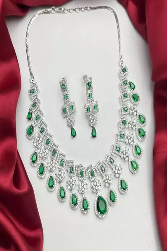 Emerald green cz bridal jewelry set | silver tone wedding necklace
