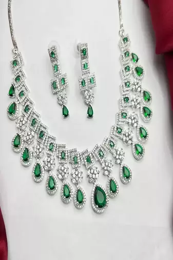 Emerald green cz bridal jewelry set | silver tone wedding necklace