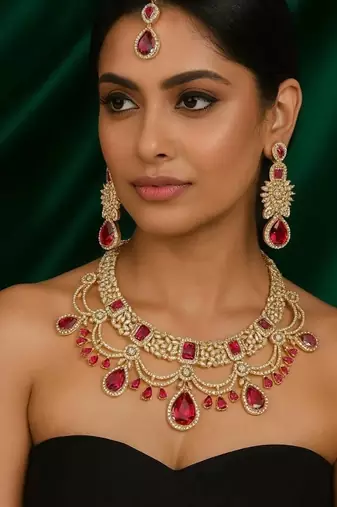 Red stone kundan bridal jewelry set | choker necklace, maang tikka