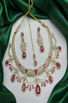 Red stone kundan bridal jewelry set | choker necklace, maang tikka 3