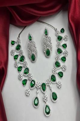 Emerald green teardrop bridal jewelry set: crystal cz choker necklace & earrings 2